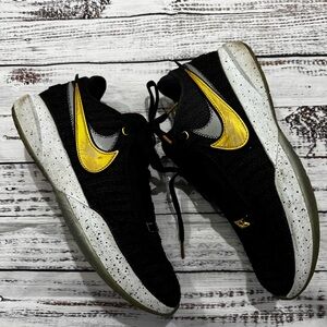 Nike LeBron XX 20 Black Metallic Gold Black Basketball Shoes size 10